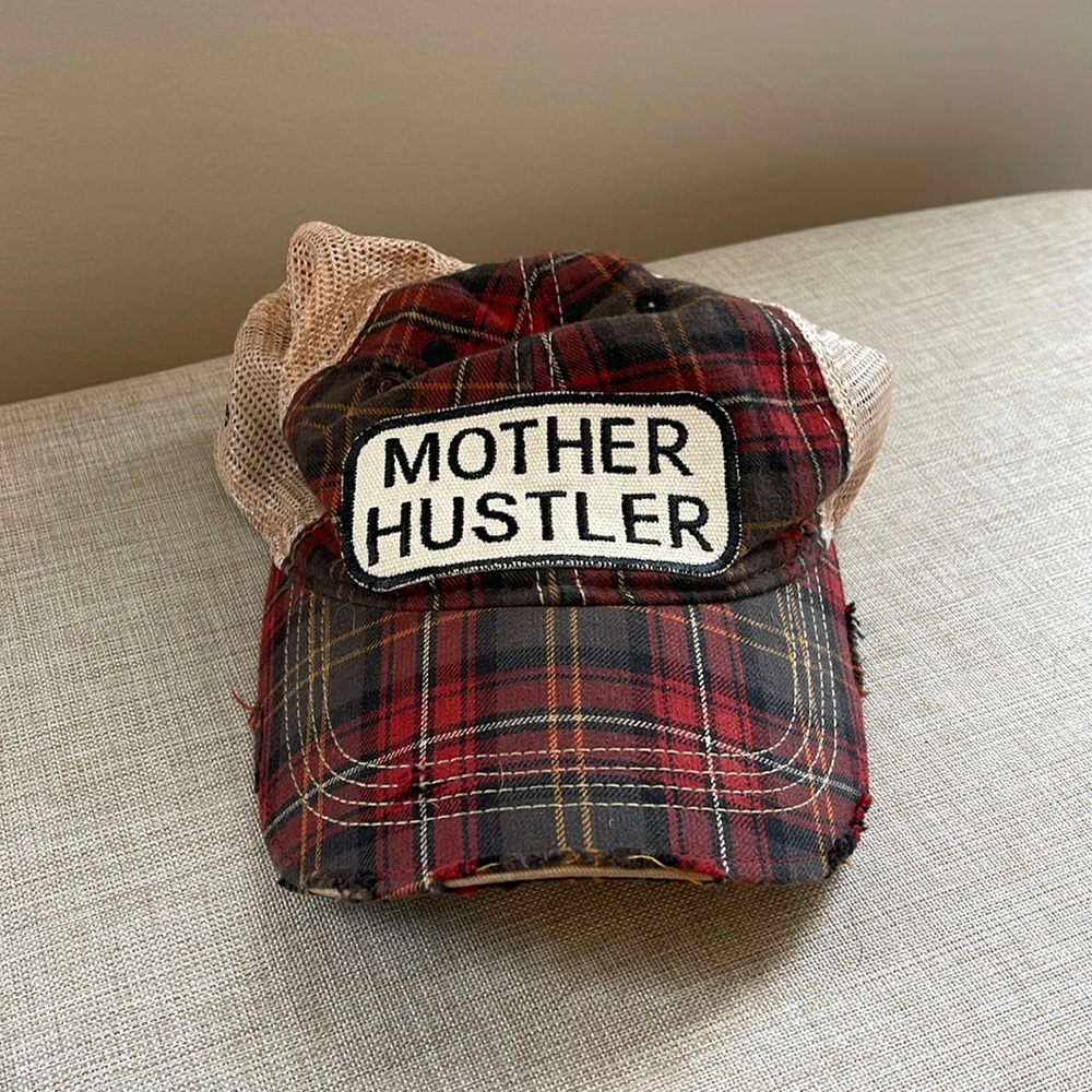 HAT